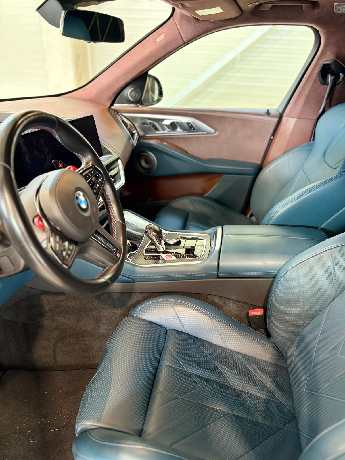 BMW XM Plug-in Hybrid 2024