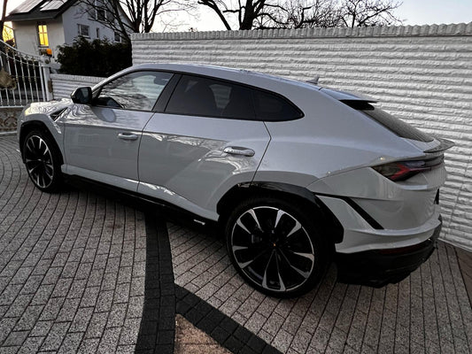 Lamborgini Urus 2023